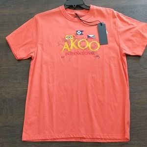 AKOO men's tee w/cool stitching. NWT
